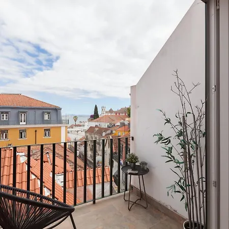 Flh Portas Do Sol Duplex With Terrace