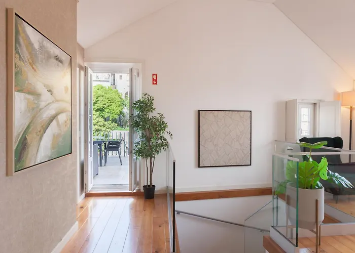 Flh Portas Do Sol Duplex With Terrace * 리스본