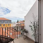 Flh Portas Do Sol Duplex With Terrace