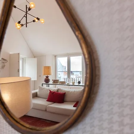 아파트 Flh Portas Do Sol Duplex With Terrace 리스본